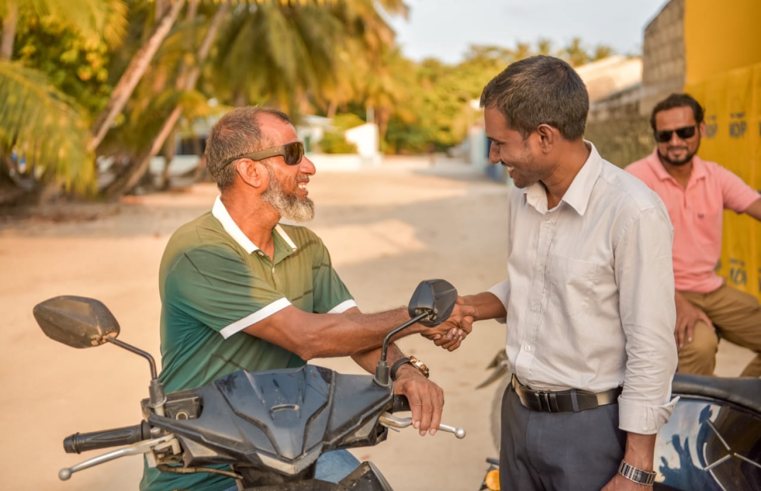 އިއްސެ، މަޖިލިސް އިންތިހާބުގެ ކެމްޕެއިންގައި