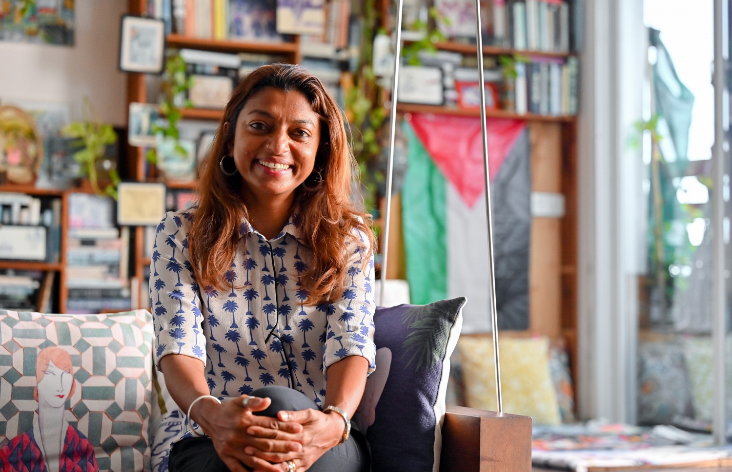 އީވާ "މިހާރު"އަށް ދެއްވި އިންޓަވިއުގެ ތެރެއިން: ފަލަސްތީނަށް ޓަކައި އޭނާގެ ހިތުގައި އޮތީ ނުހަނު ބޮޑު ލޯތްބެއް. - ފޮޓޯ: ނިޝާން އަލީ / މިހާރު