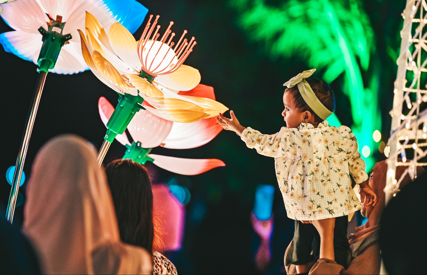 އީދަށް ހާއްސަކޮށް ދިއްލަން ފެށުން