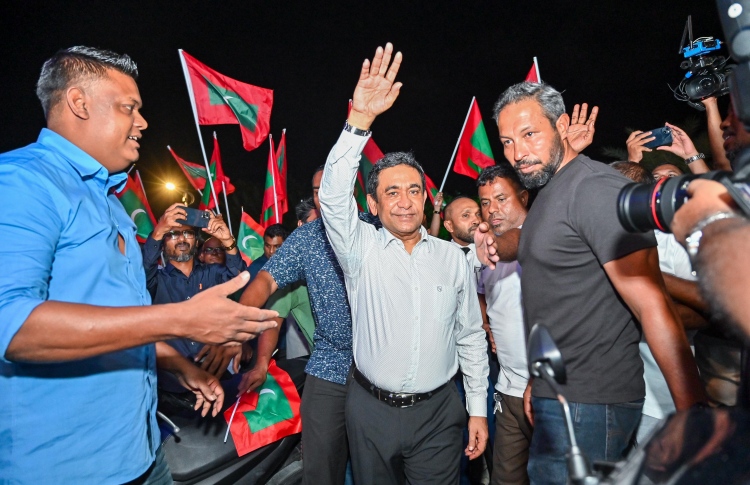 Nasheed aai Solih aa eku masakaiy kuran Yameen nimmavaifi