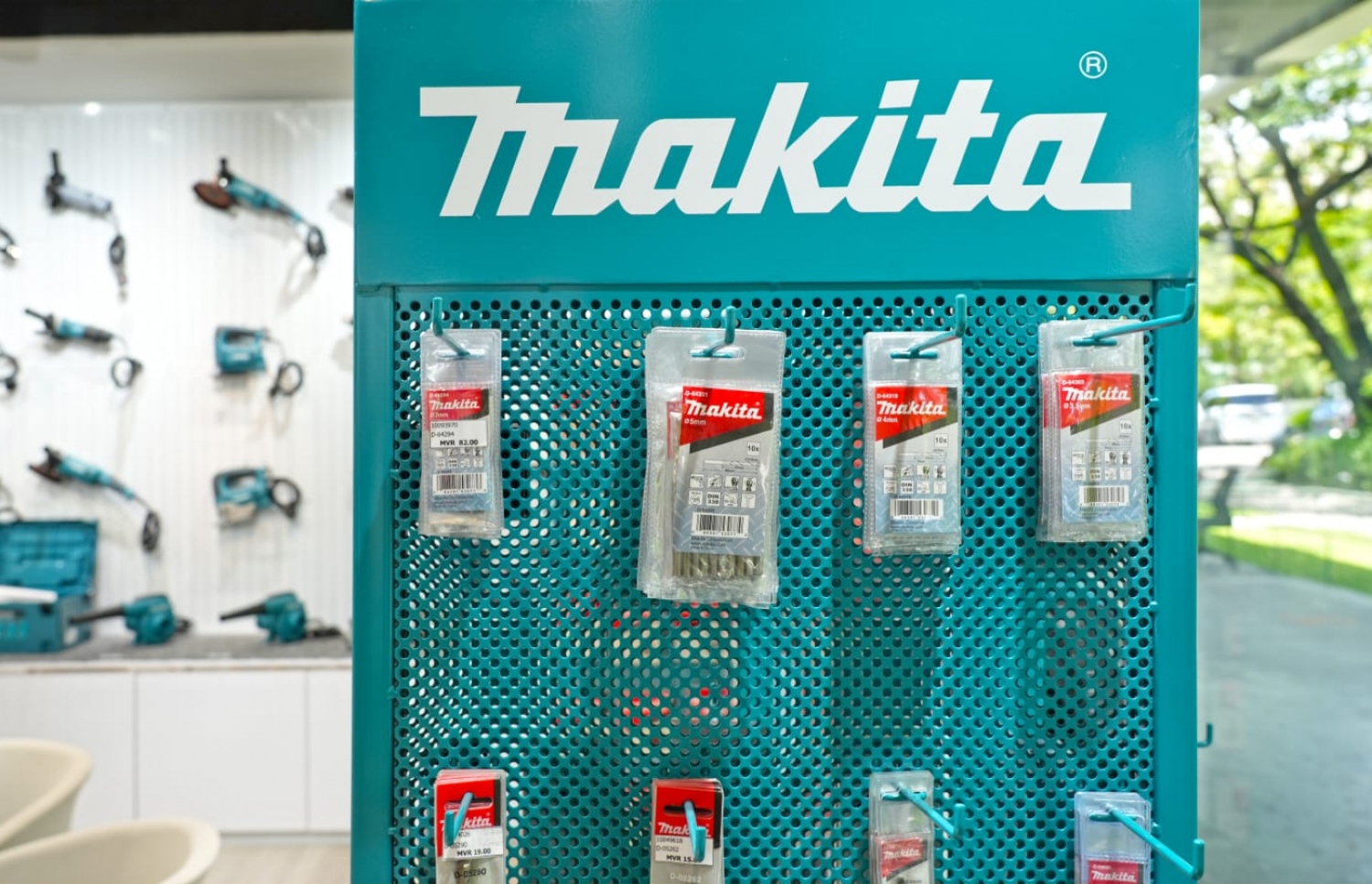 އެސްޓީއޯ ކޮންސްޓްރަކްޝަން ސޮލިއުޝަން ޝޯރޫމްގެ އެތެރެ. -- ފޮޓޯ: އެސްޓީއޯ