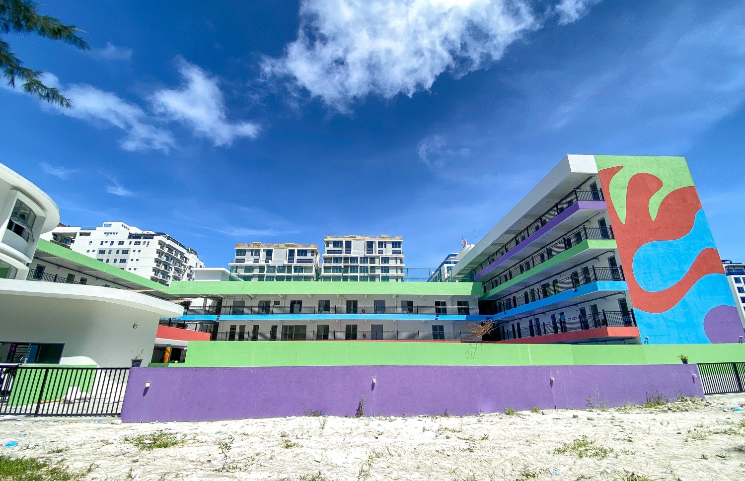 އަޖިއަލް އިންޓަނޭޝަނަލް ސްކޫލު.-- ފޮޓޯ: ފަޔާޒް މޫސާ / މިހާރު