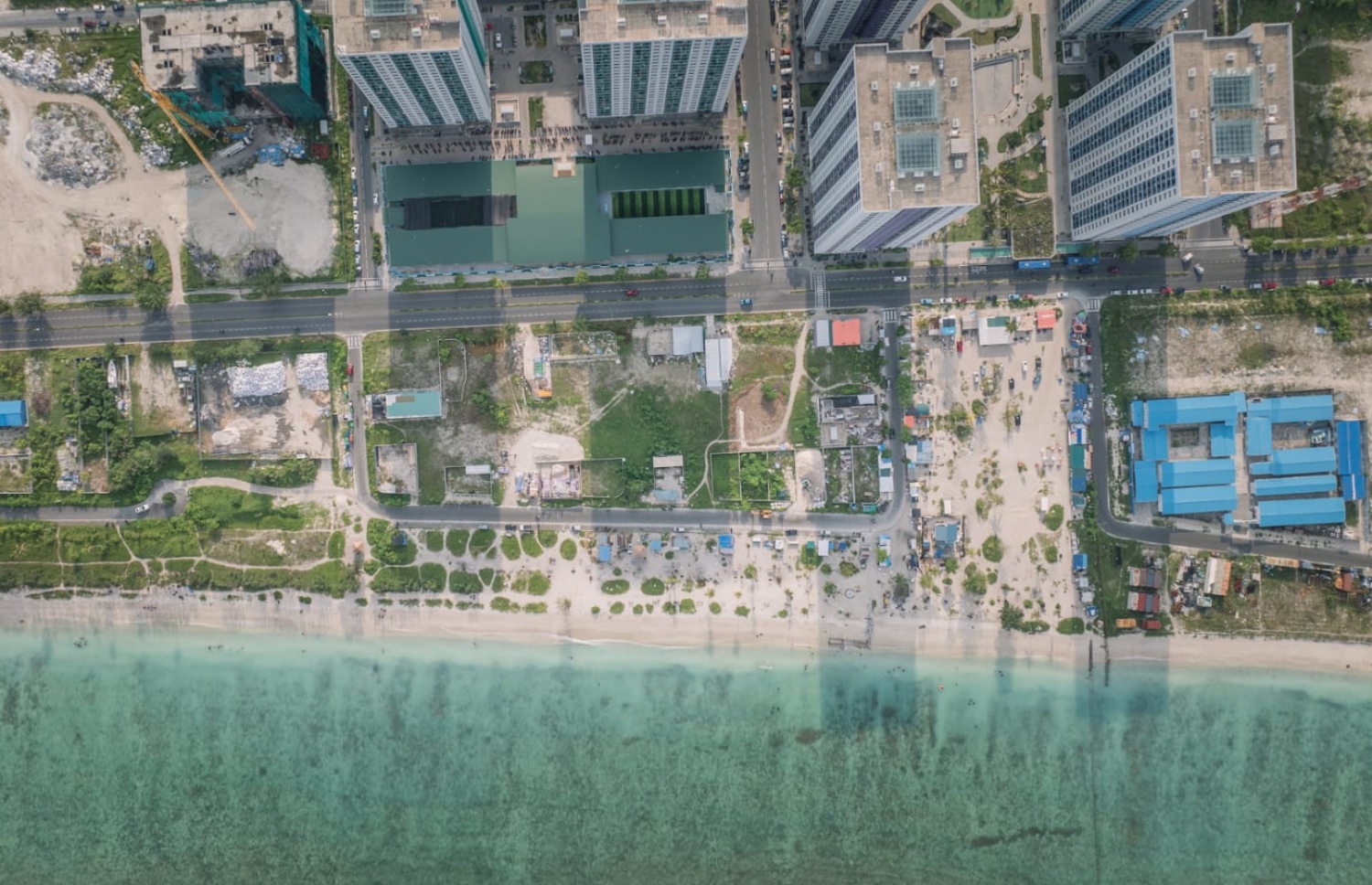 ހަމައެކަނި ދިވެހިންނަށް ގަނެވޭ ގޮތަށް ހުޅުމާލެ އިން ބިން ވިއްކާ ސަރަހައްދު.---ފޮޓޯ: އެޗްޑީސީ