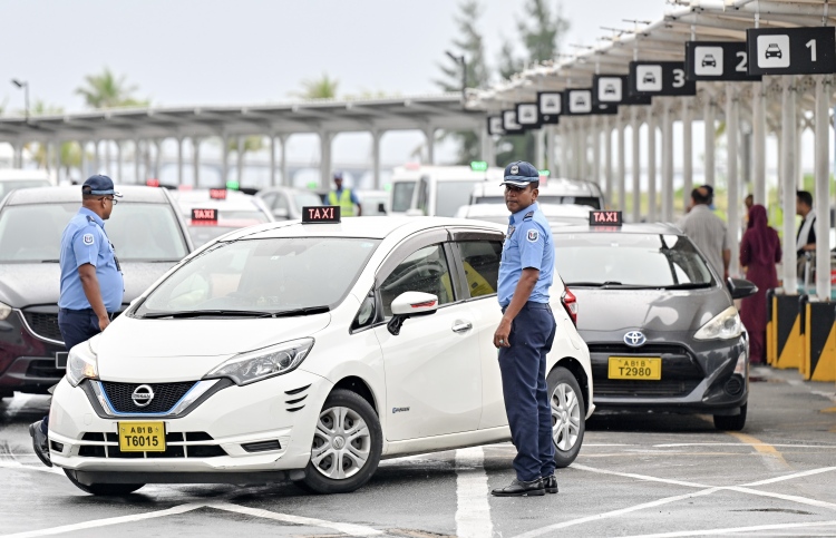 Taxi Center registry kuran luithakeh dhee gavaaidhah islaahuthakeh genesfi