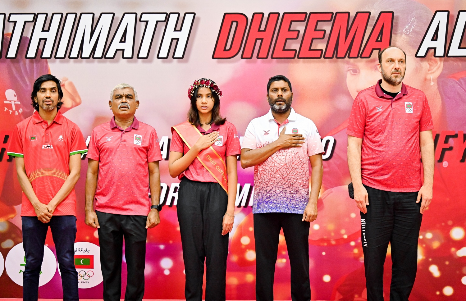 ދީމާގެ ކޯޗު ޒެވެނެމިރް، މިސްޓަރު ރާފިއު، ދީމާ އަބްދުއްސައްތާރު، އަލީ ރަޝިދު، މިއަދު ސޯޝަލް ސެންޓަރުގައި ބޭއްވި ހަފުލާގެ ތެރެއިން --- ފޮޓޯ: ނިޝާން އަލީ | މިހާރު