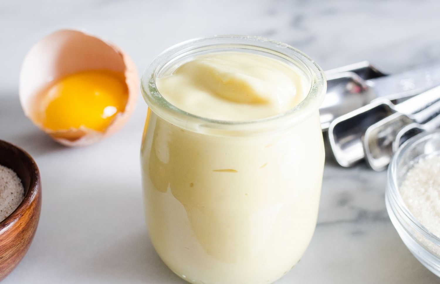 މަޔޯނައިޒް