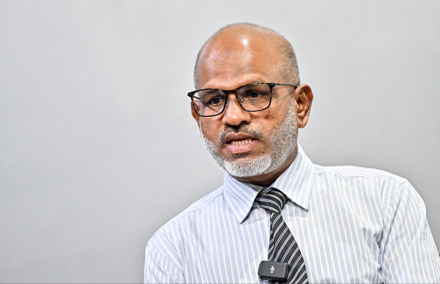 ނާޒިމް "މިހާރު" އަށް އިންޓަވިއު ދެއްވަނީ: އޭނާ ވިދާޅުވީ ކުރިއަށް އޮތް 20 ވަނަ މަޖިލިސް ވެގެން ދާނީ ނަމޫނާ މަޖިލީހަކަށް ކަމަށް-- ފޮޓޯ: ފަޔާޒް މޫސާ/ މިހާރު