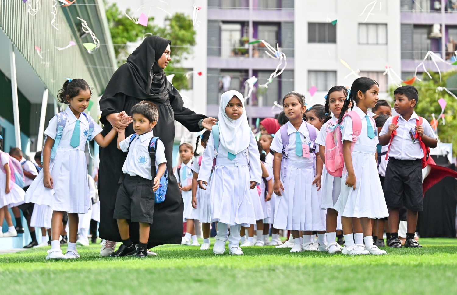 ހުޅުމާލެ ފޭސް 2 ގައި ސަރުކާރުން ހިންގާ ކާމިލް ދީދީ ޕްރީ ސްކޫލުގެ ދަރިވަރުންތަކެއް ސްކޫލުގައި -- ފޮޓޯ: ފަޔާޒް މޫސާ | މިހާރު