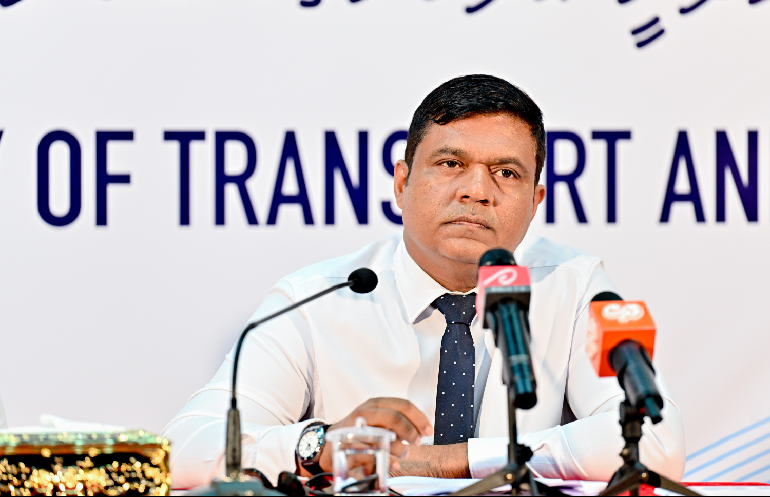 ޓްރާންސްޕޯޓް މިނިސްޓަރު މުހައްމަދު އަމީން: ޕައިލެޓުންނަށް ދިމާވެފައިވާ މައްސަލަ ހައްލުކޮށްދެއްވަން މަސައްކަތް ކުރައްވާ ކަމަށް ވިދާޅުވި.- ފޮޓޯ: ނިޝާން އަލީ | މިހާރު