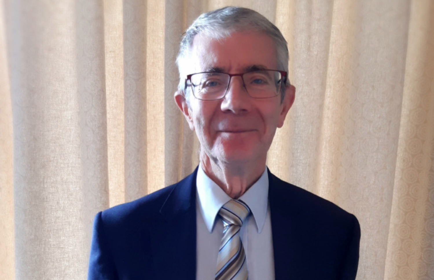 މައިކަލް ޖޯންސްޓަން