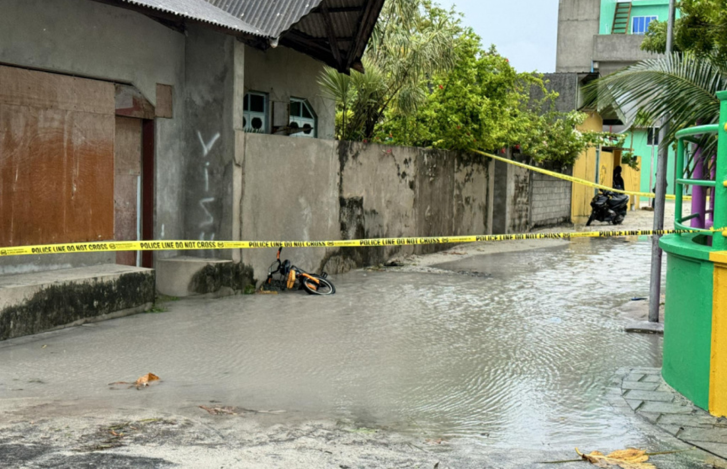 އުނގޫފާރުގައި 18 އަހަރުގެ އަތީކު ކަރަންޓުގައި ޖެހުނު ސަރަހައްދު -- ފޮޓޯ: އުނގޫފާރު ޑޮޓް ކޮމް