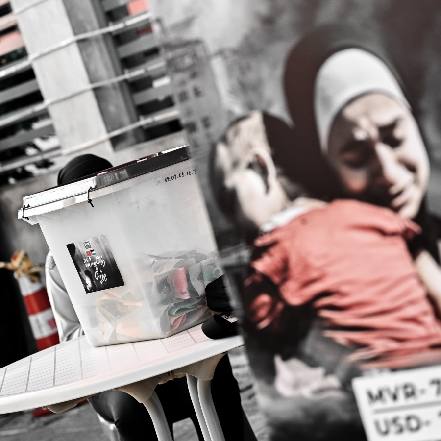 "ފަލަސްތީނާ އެކު ދިވެހީން" ނަމުގައި ދައުލަތުގެ މީޑިއާ ޕީއެސްއެމުން އިންތިޒާމު ކޮށްގެން މިއަދު ކުރިއަށް ގެންދާ ޓެލެތޯން.-- ފޮޓޯ: ނިޝާން އަލީ | މިހާރު