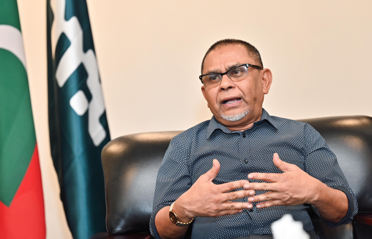އެމްޕީއެލްގެ ސީއީއޯ ވަޖީހު އިއްޔެ "މިހާރު" އާ ވާހަކަ ދައްކަވަނީ.---ފޮޓޯ: ނިޝާން އަލީ| މިހާރު