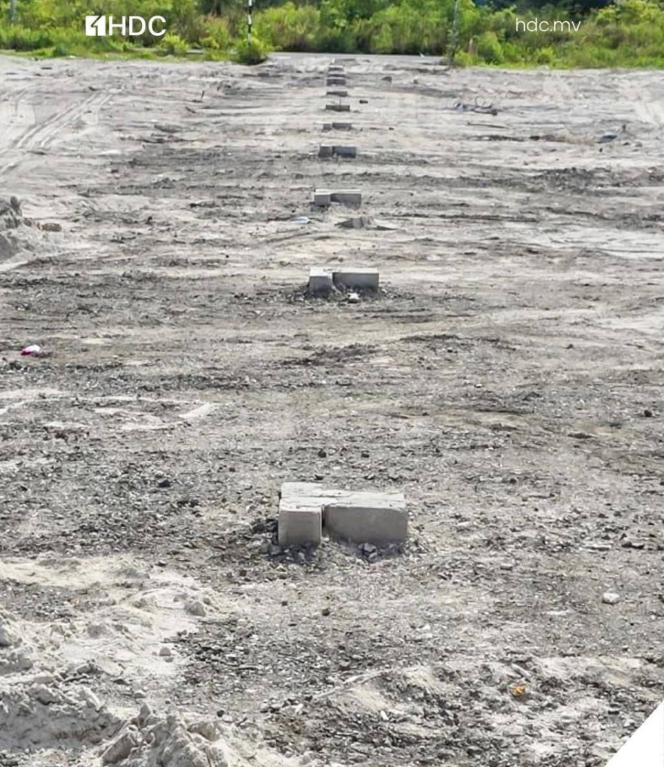 ހުޅުމާލެއިން ދޫކޮށްފައިވާ ބިންތަކުގައި ކަންމުޑި ޖަހައިފައި.-- ފޮޓޯ: އެޗްޑީސީ