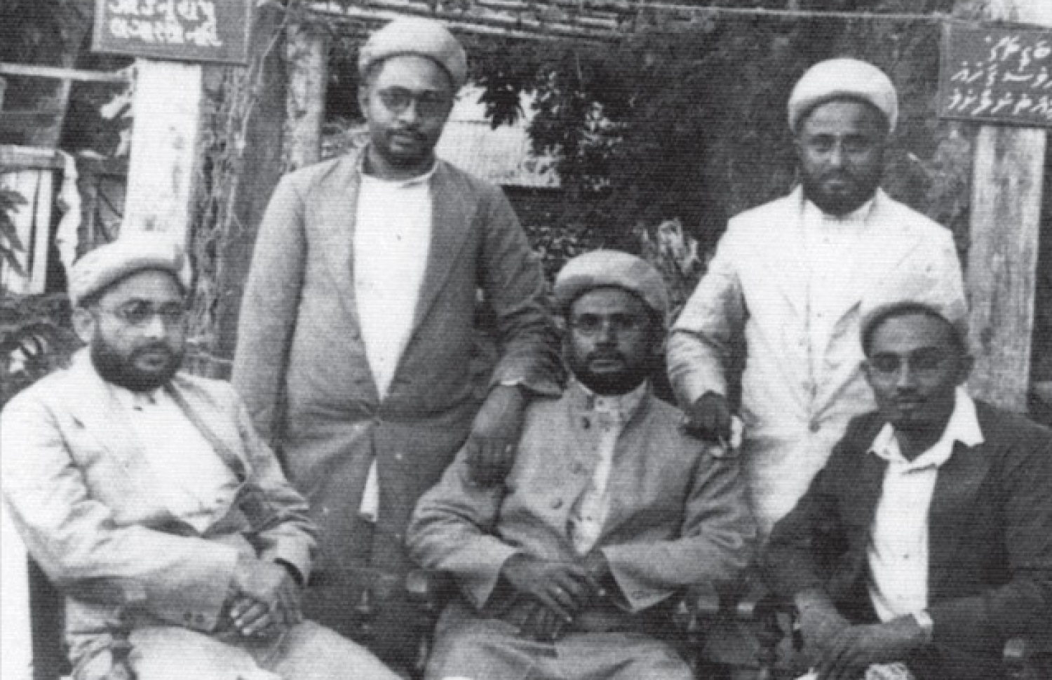 ވޯރާ ވިޔަފާރިވެރިންގެ ގްރޫޕެއް.