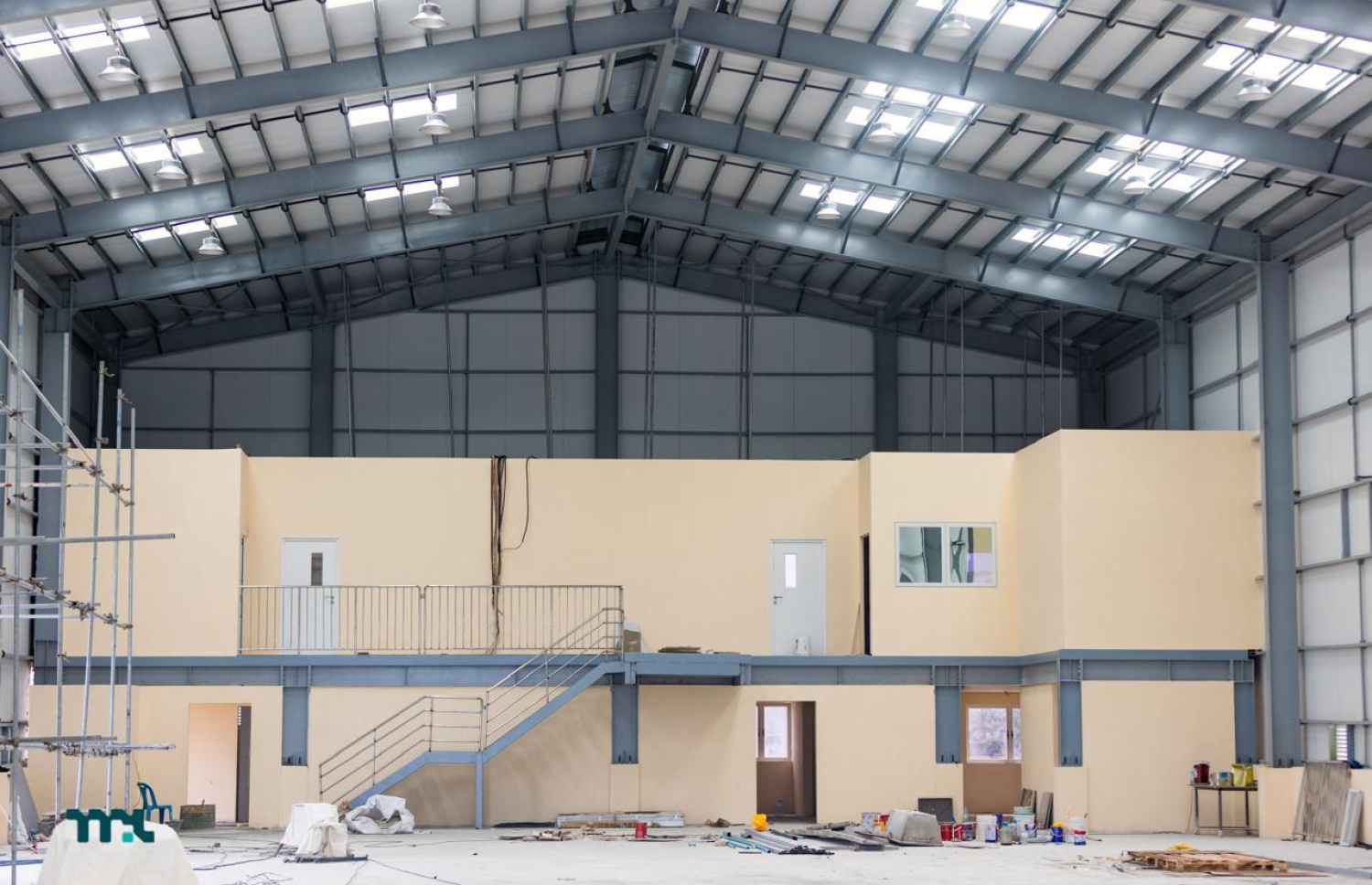 ބަންކަރިންގެ ހިދުމަތް ފެށުމަށް ބޭނުންވާ އޮފީސް ޖާގަ ހަދަނީ.-- ފޮޓޯ: އެމްޕީއެލް