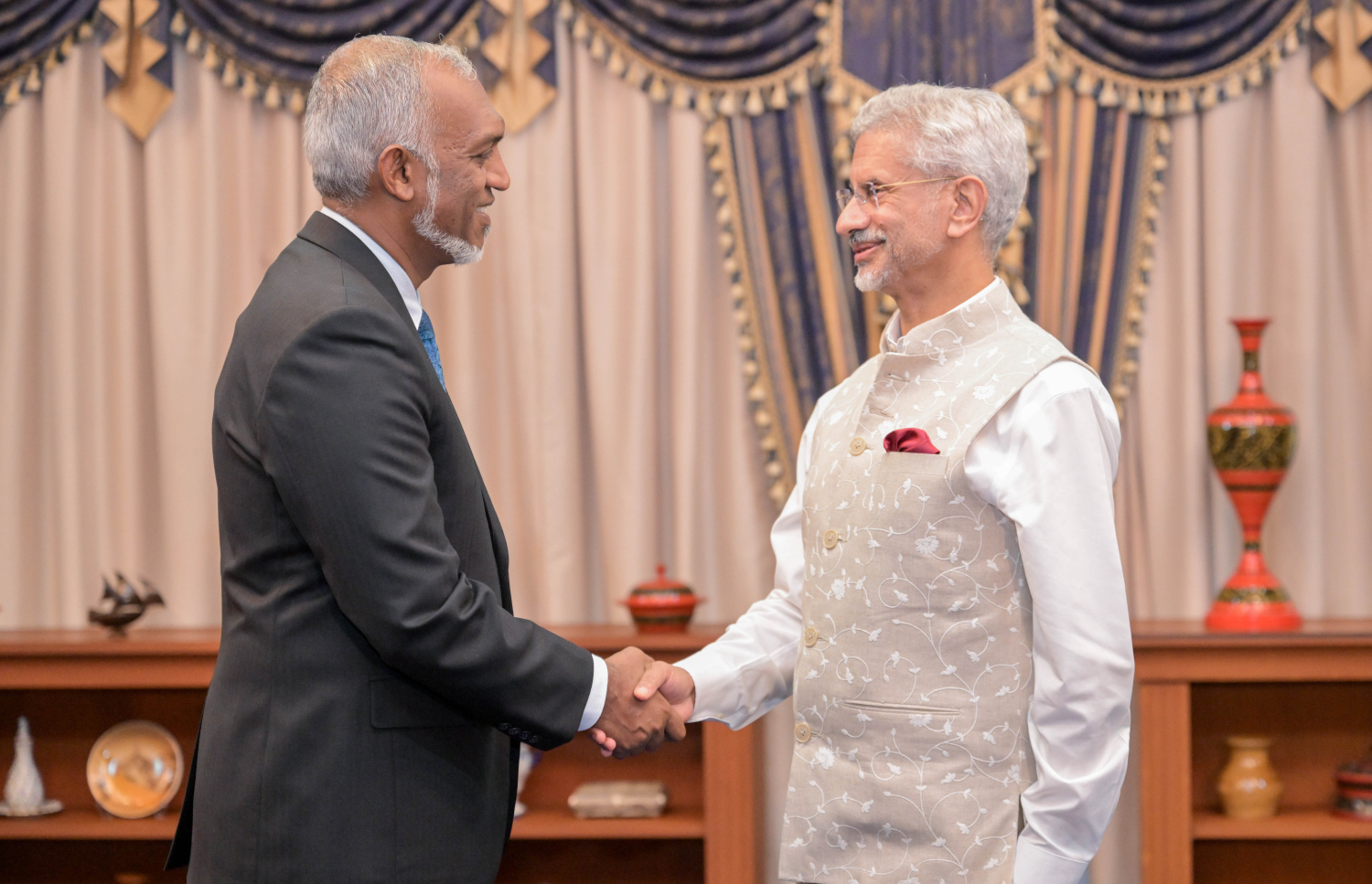 ރައީސް މުއިއްޒާއި އިންޑިއާގެ އެކްސްޓާނަލް އެފެއާޒް މިނިސްޓަރު ޖައިޝަންކަރު ބައްދަލުކުރެއްވުން