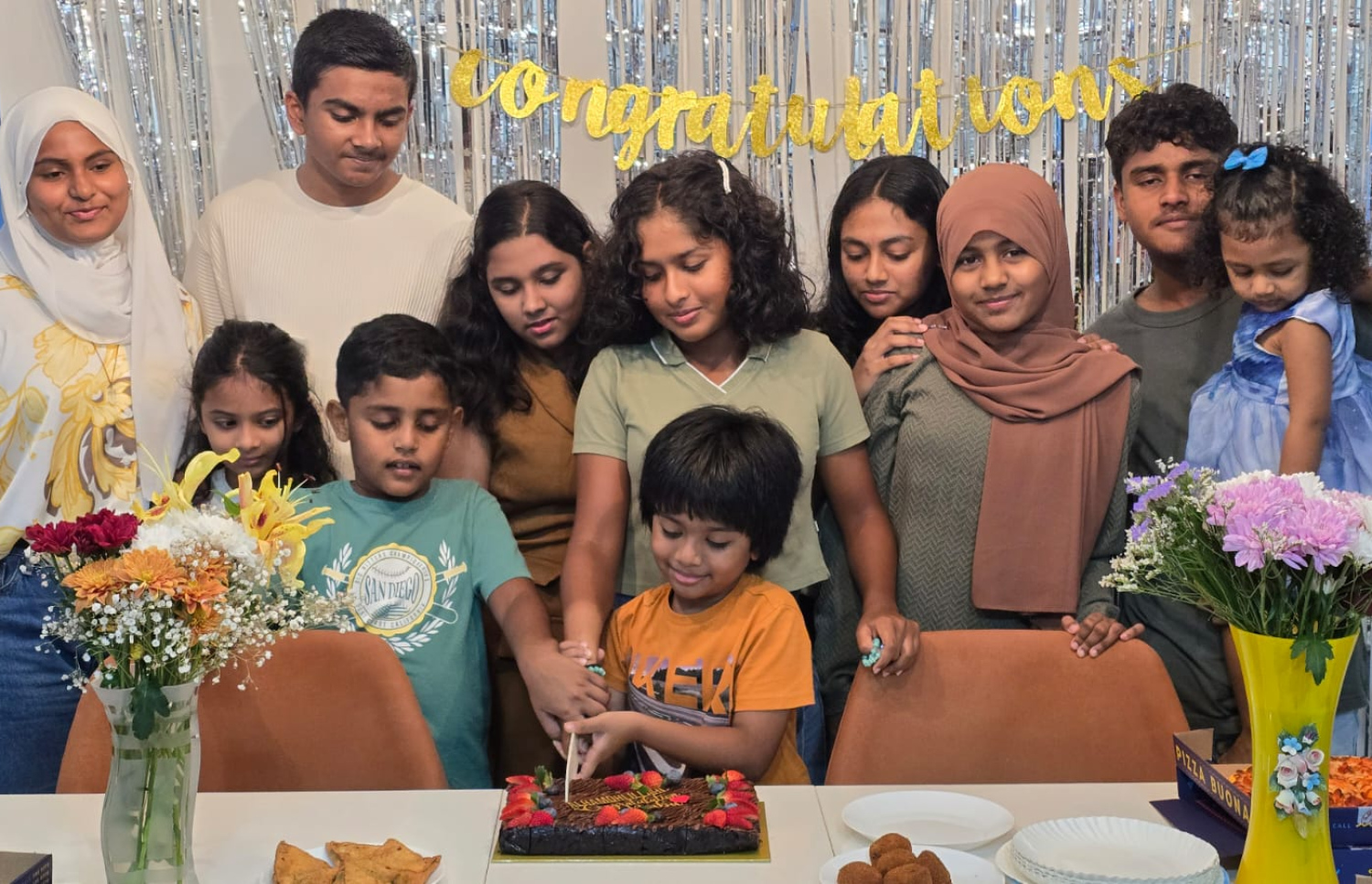 ގައުމީ ޓެނިސް ޗެމްޕިއަން ނަބާ: އާއިލާއާއެކު އޯލެވެލްގައި ލިބުނު ކާމިޔާބީ ފާހަގަކުރަނީ.--