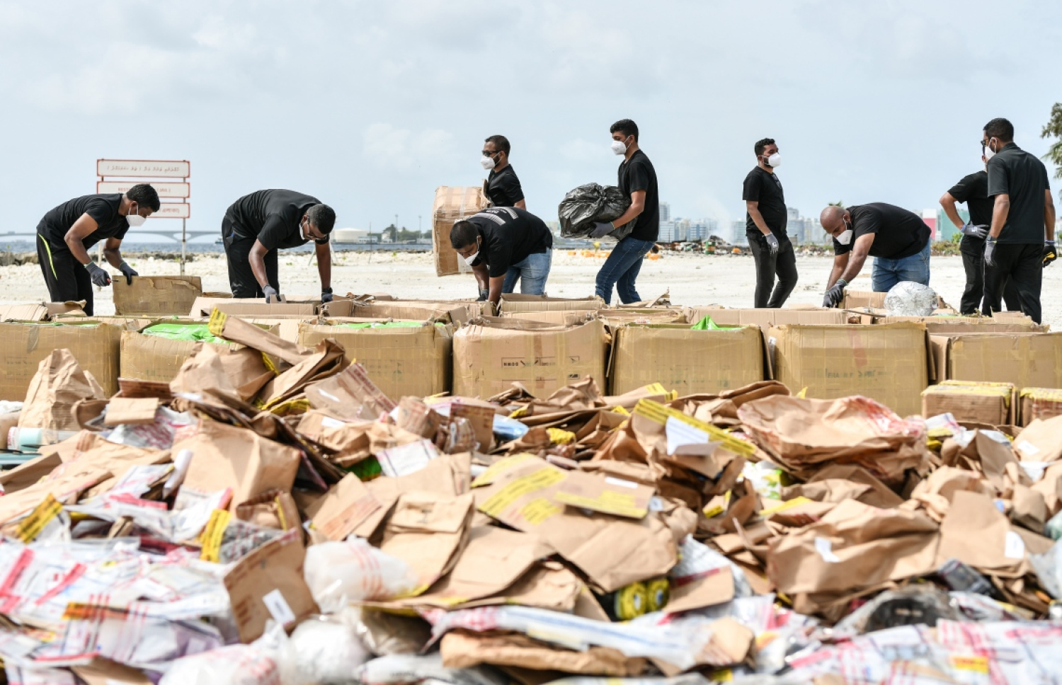 މީގެ ކުރިން ފުލުހުން ހިންގި އޮޕަރޭޝަނުން އަތުލައިގަތް މަސްތުވާތަކެތި ތަކެ