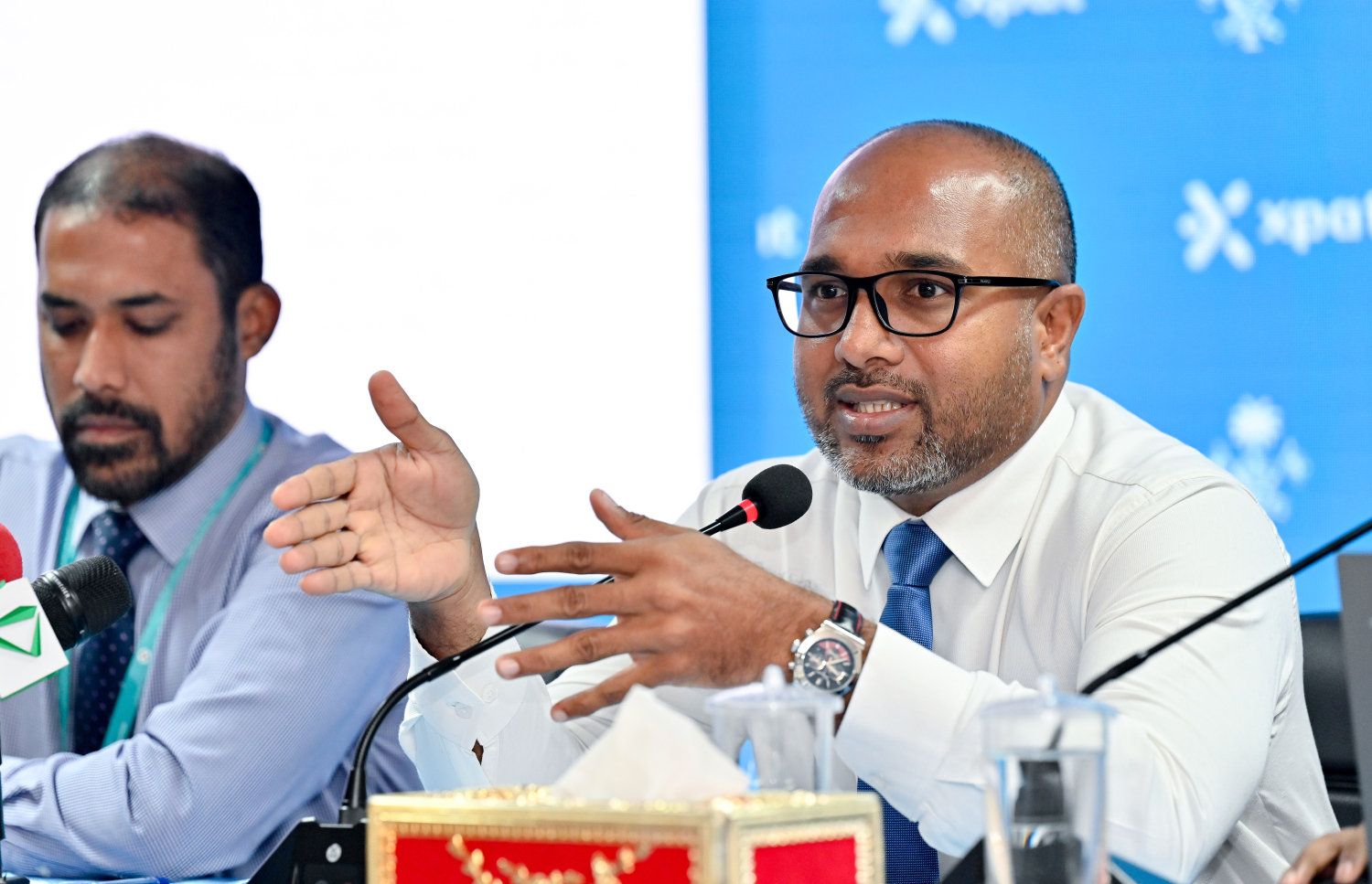 ހޯމް ލޭންޑް މިނިސްޓަރު އިހުސާން: ޑްރަގް ބޭނުންކުރާ އަދި ވިޔަފާރިކުރާ މީހުންނާ ދެކޮޅަށް ވަރުގަދަ އޮޕަރޭޝަނެއް މިއަދު ވަނީ ފައްޓަވާފައި.---ފޮޓޯ: ނިޝާން އަލީ| މިހާރު