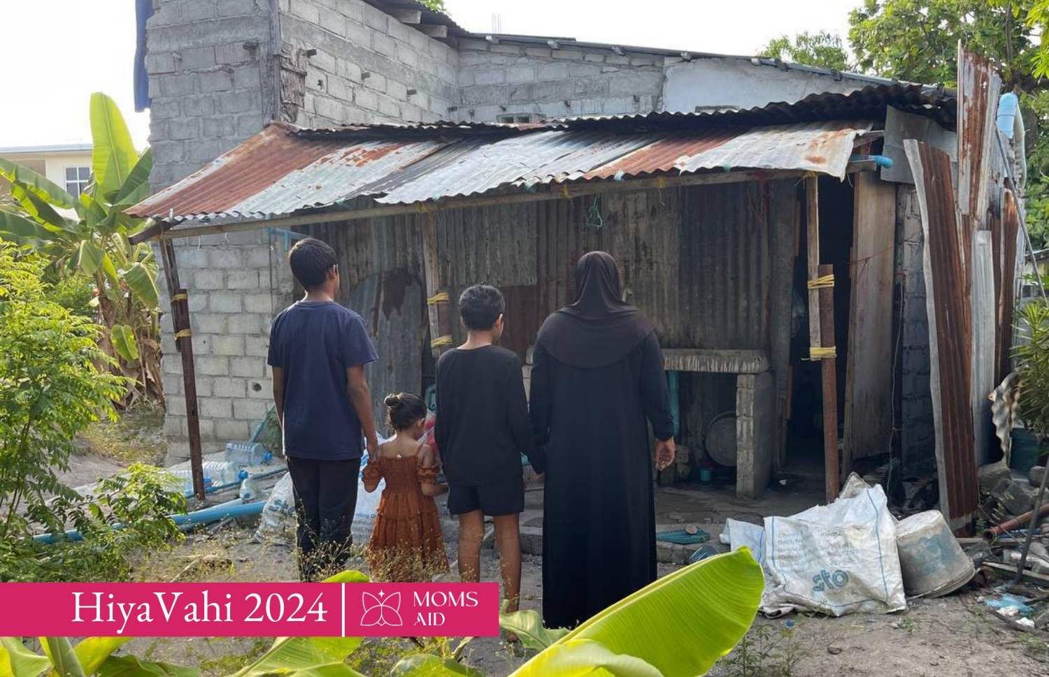 އާމިނަތު ތިން ދަރިންނާ އެކު ކުރިން ދިރިއުޅެމުން އައި ތަން.