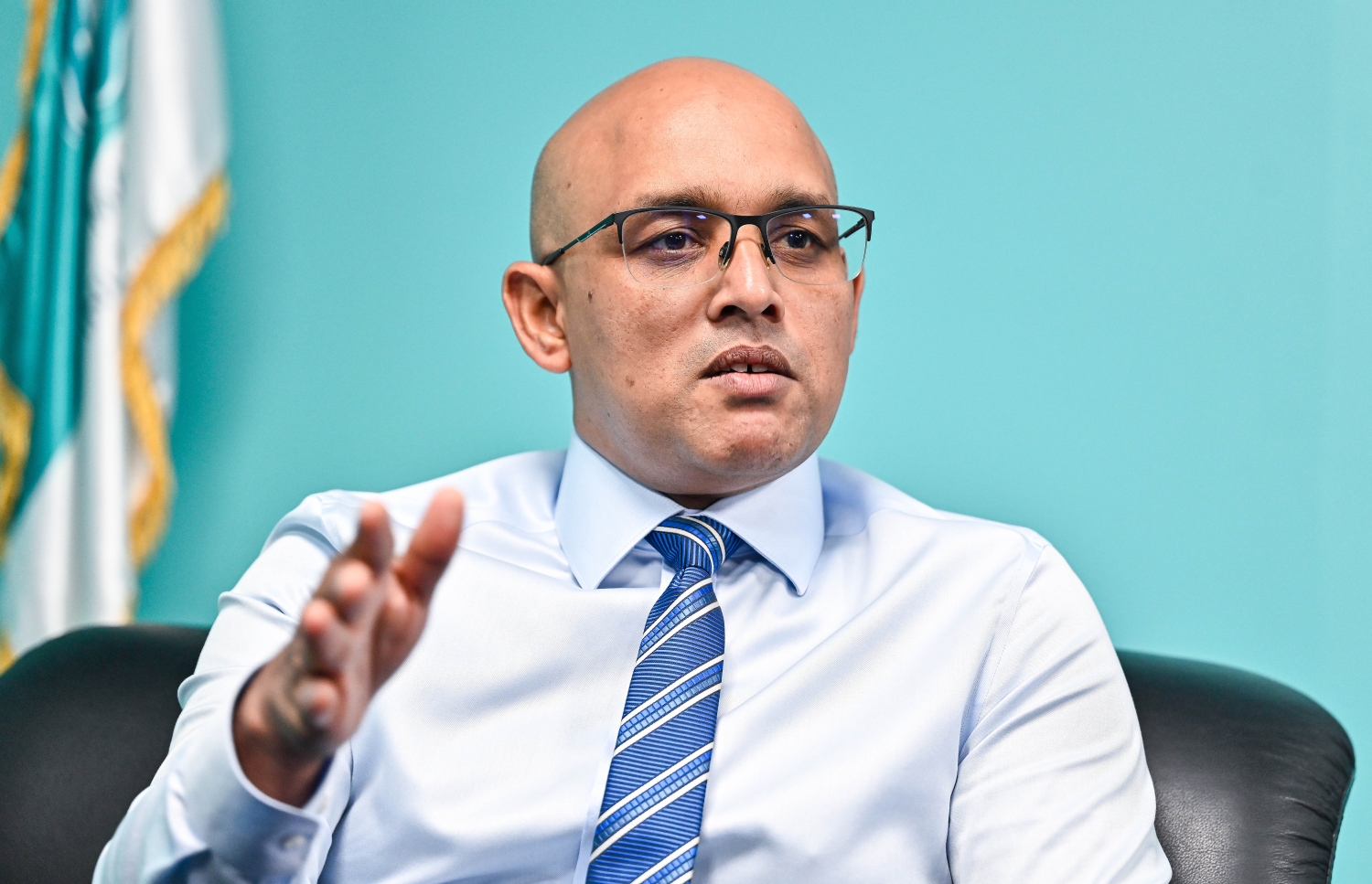 ފިނޭންސް މިނިސްޓަރު ޒަރީރު: އީގަލް ހިލްސް އިން ރަސްމާލޭގައި ތަރައްގީކުރާ 500 ހެކްޓަރުގެ ސަރަަހައްދުގައި ތިން ރިސޯޓާއި ޓައުންތައް ހިމެނޭނެ ކަމަށާއި އެކި ފެންވަރުގެ ޕްރޮޕަޓީ އެ ޓައުންތަކުގައި ހުންނާނެ ކަމަށް ވިދާޅުވި.---ފައިލް ފޮޓޯ: ފަޔާޒު މޫސާ| މިހާރު