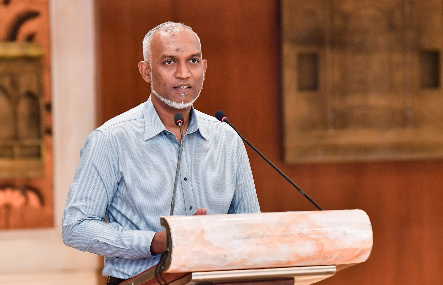 ދިއްލީގައި ދިރިއުޅޭ ދިވެހިންނާ ރައީސް މިރޭ ވާހަކަފުޅު ދައްކަވަނީ.---ފޮޓޯ: ރައީސް އޮފީސް