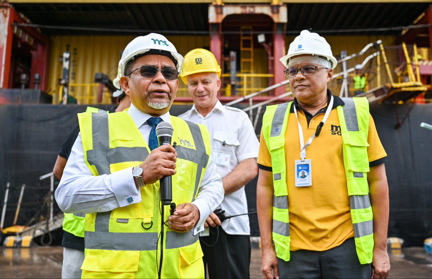 މިއަދު ބޭއްވި ރަސްމިއްޔާތުގައި ވަޖީހު ވާހަކަ ދައްކަވަނީ --- ފޮޓޯ: ފަޔާޒް މޫސާ / މިހާރު