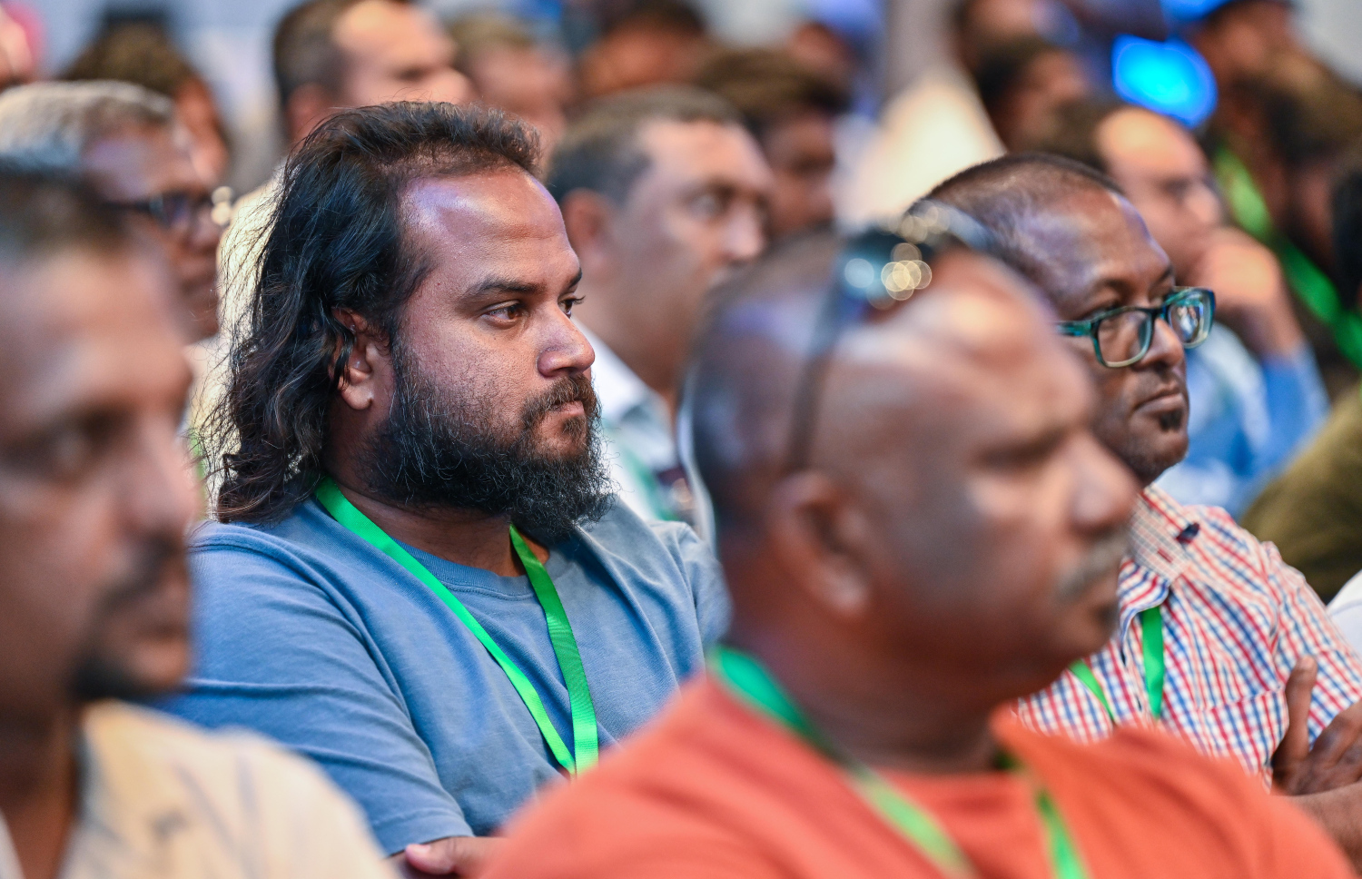 ރާއްޖޭގައި ގެސްޓްހައުސް ވިޔަފާރިކުރަމުންދާ ބައެއް މީހުން އެމްއައީބީ ގެސްޓްހައުސް ސިމްޕޯޒިއަމްގައި ބައިވެރިވަނީ -- ފޮޓޯ: ފަޔާޒު މޫސާ | މިހާރު