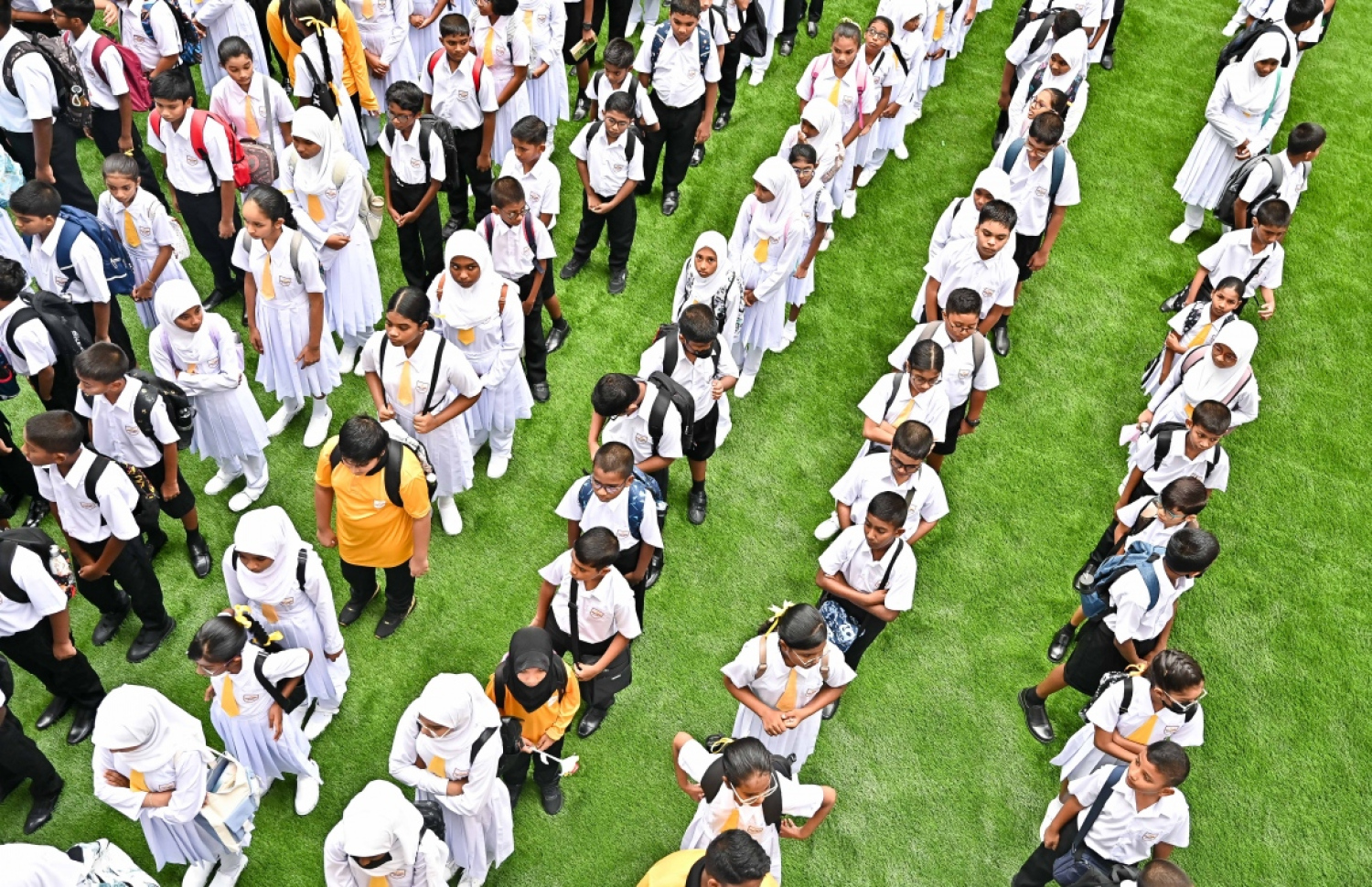 ސްކޫލެ ފޭސް ދޭއްގައި ހުންނަ ސަލާހުއްދީން ސްކޫލުގެ ދަރިވަރުންތަކެއް.-- ފޮޓޯ: ފަޔާޒް މޫސާ / މިހާރު