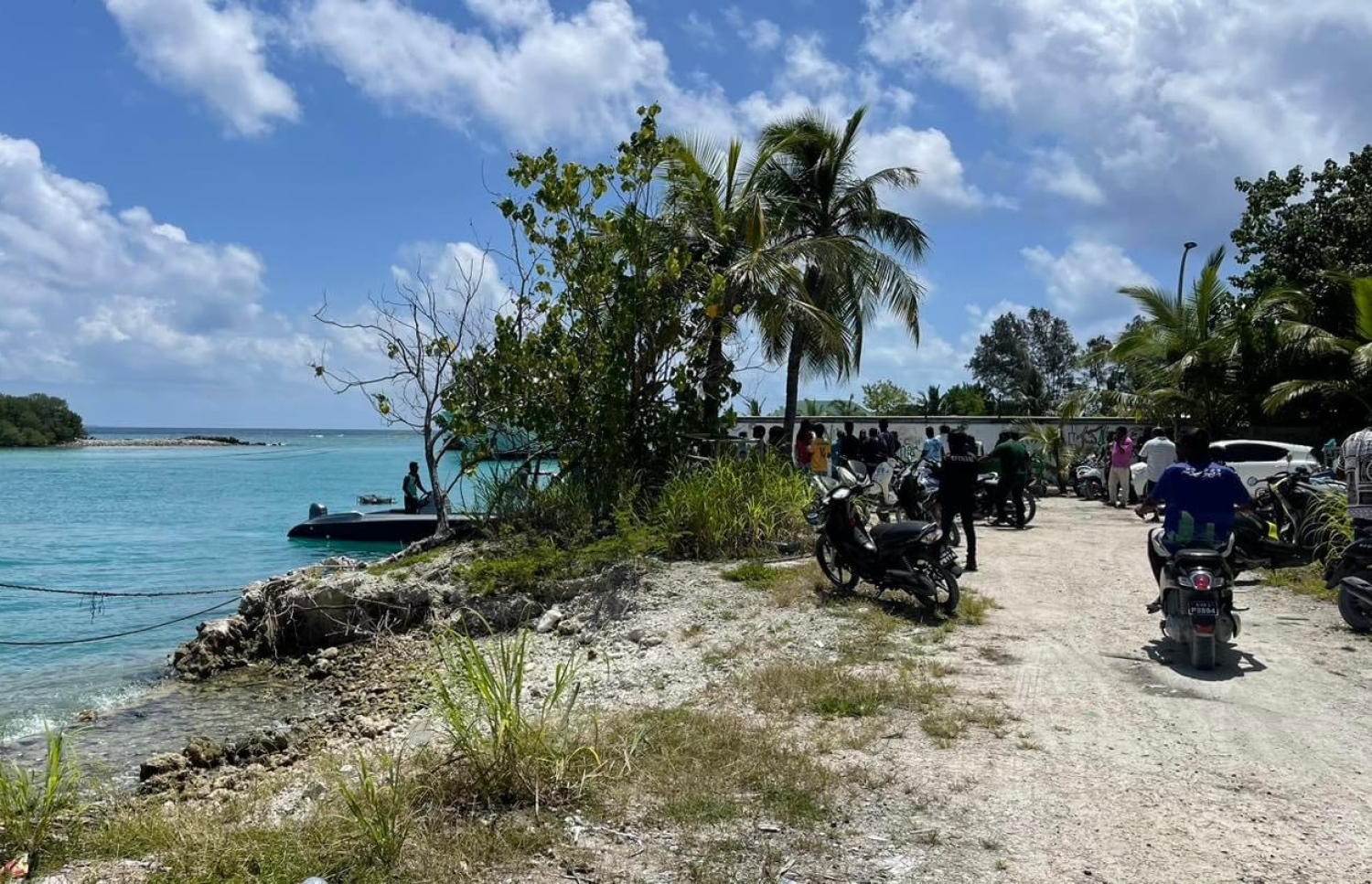 ފޮޓޯ: އަލިފުށި ލައިވް