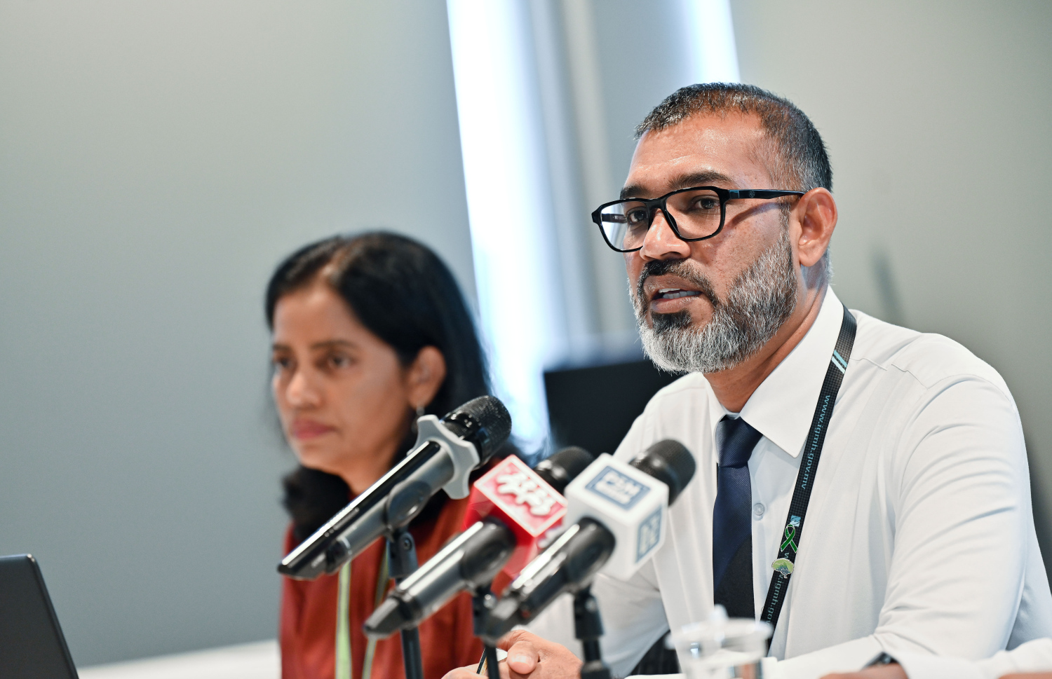 އައިޖީއެމްއެޗްގައި އިއްޔެ ބޭއްވި ނިއުސް ކޮންފަރެންސްގައި، މާލެ ހޮސްޕިޓަލްސް ގްރޫޕުގެ ސީއީއޯ އިބްރާހިމް އަބްދުއްރައްޒާގް ހަލީމް ވާހަކަދައްކަވަނީ.-- ފޮޓޯ: ނިޝާން އަލީ/ މިހާރު