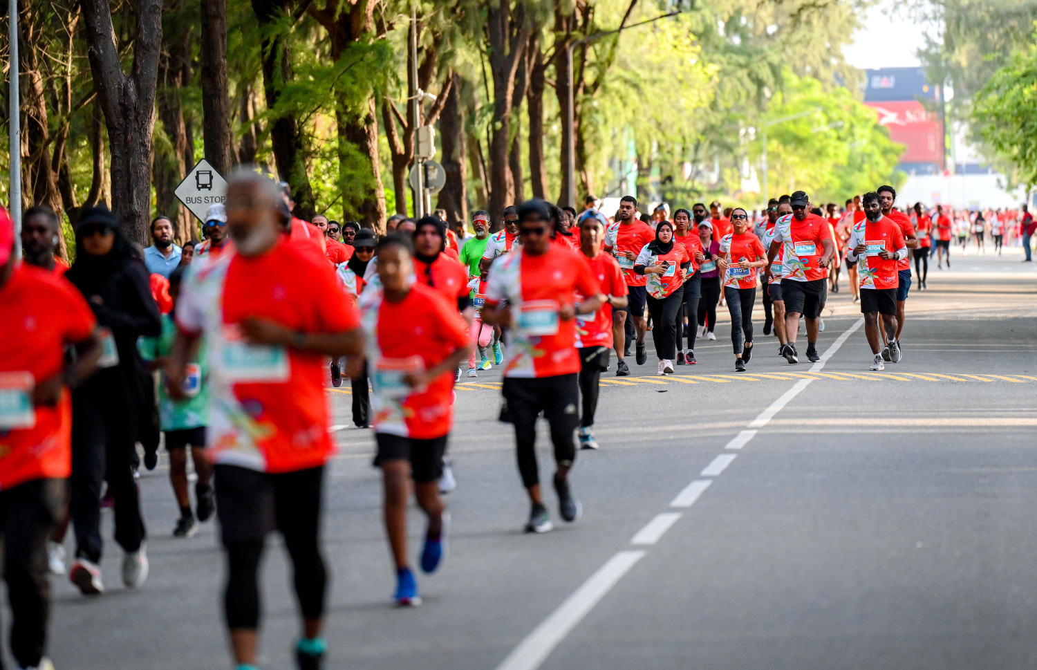 ރާއްޖޭގައި ބާއްވާ ދުވުމުގެ އެންމެ ބޮޑު ރޭސް، ދިރާގު މޯލްޑިވްސް ރޯޑް ރޭހުގެ ބައިވެރިން މިއަދު ދުވަނީ.--- ފޮޓޯ: ނިޝާން އަލީ | މިހާރު