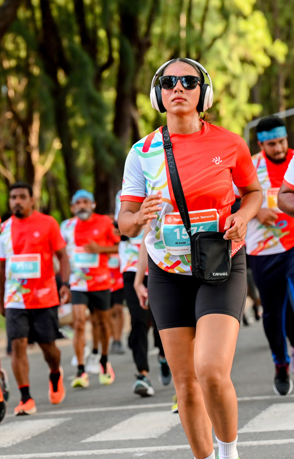 ރާއްޖޭގައި ބާއްވާ ދުވުމުގެ އެންމެ ބޮޑު ރޭސް، ދިރާގު މޯލްޑިވްސް ރޯޑް ރޭހުގެ ބައިވެރިން މިއަދު ދުވަނީ.--- ފޮޓޯ: ނިޝާން އަލީ | މިހާރު