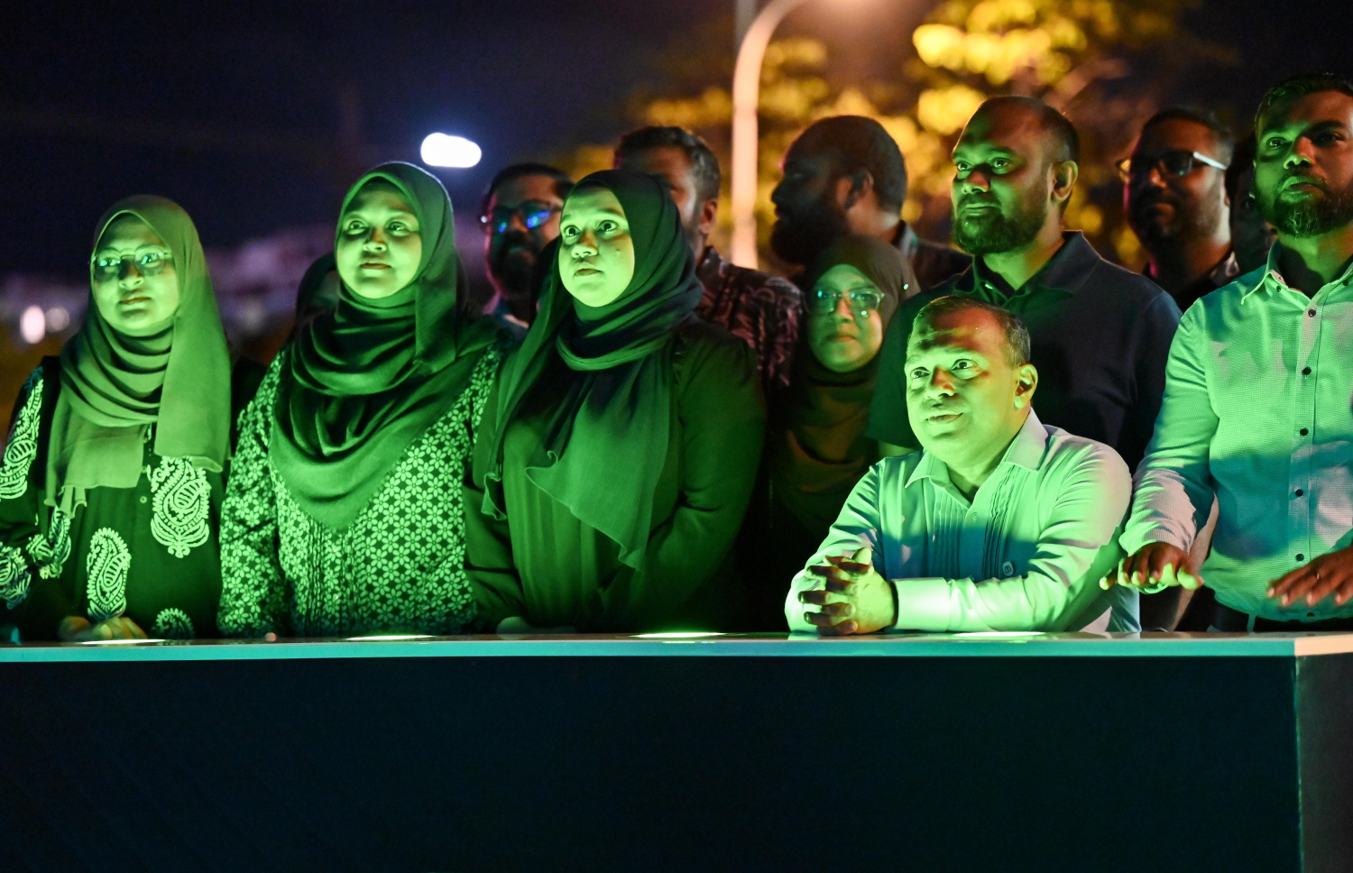 އެމްއައިބީ އިން ބޭއްވި ހާއްސަ އިވެންޓުގައި އެ ބެންކުގެ އިސްވެރިން ބައިވެތިވެވަޑައިގަންނަވަނީ.--- ފޮޓޯ: ފަޔާޒް މޫސާ | މިހާރު