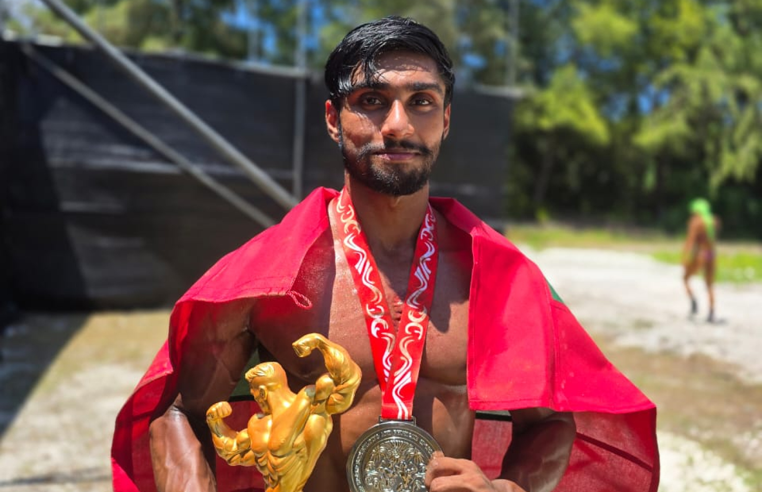 ޔޫސުފް އަޔާން ރިޒްވީ: އޭނާ ވަނީ ރިހި މެޑަލް ހޯދާފަ