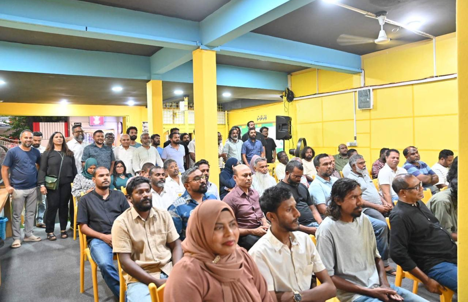 އެމްޑީޕީން ރޭ ބޭއްވި ހަރުގެ ޖަލްސާގައި އެ ޕާޓީގެ މެމްބަރުން ބައިވެރިވަނީ.-- ފޮޓޯ: އެމްޑީޕީ