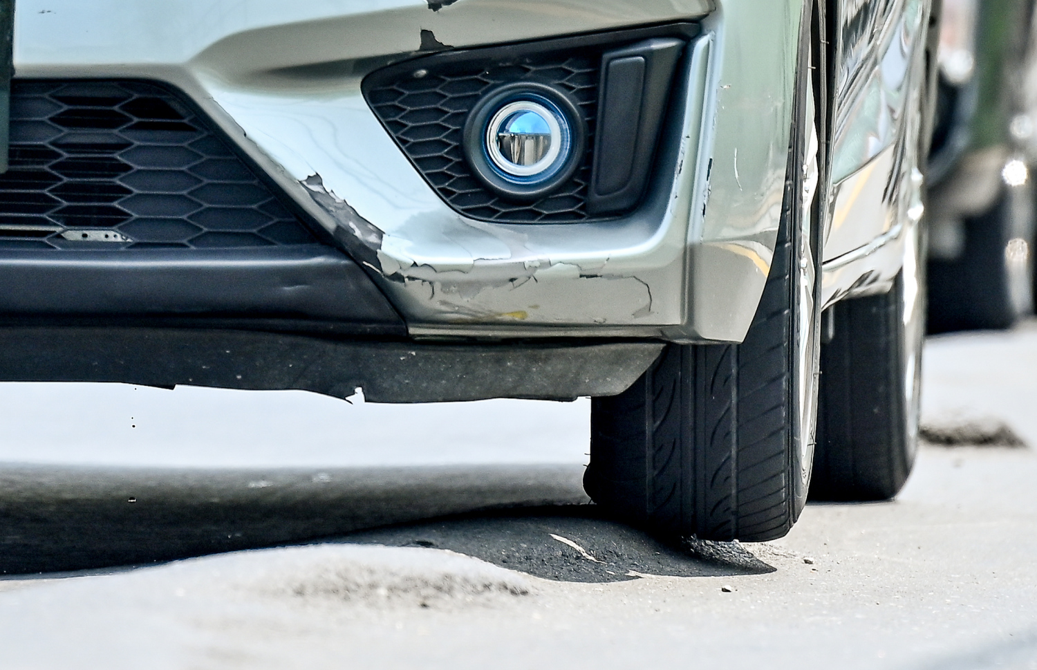 އަމީނީ މަގުގެ ތާރުގަނޑު ހަލާކުވެފައި.-- ފޮޓޯ: ނިޝާން އަލީ/ މިހާރު