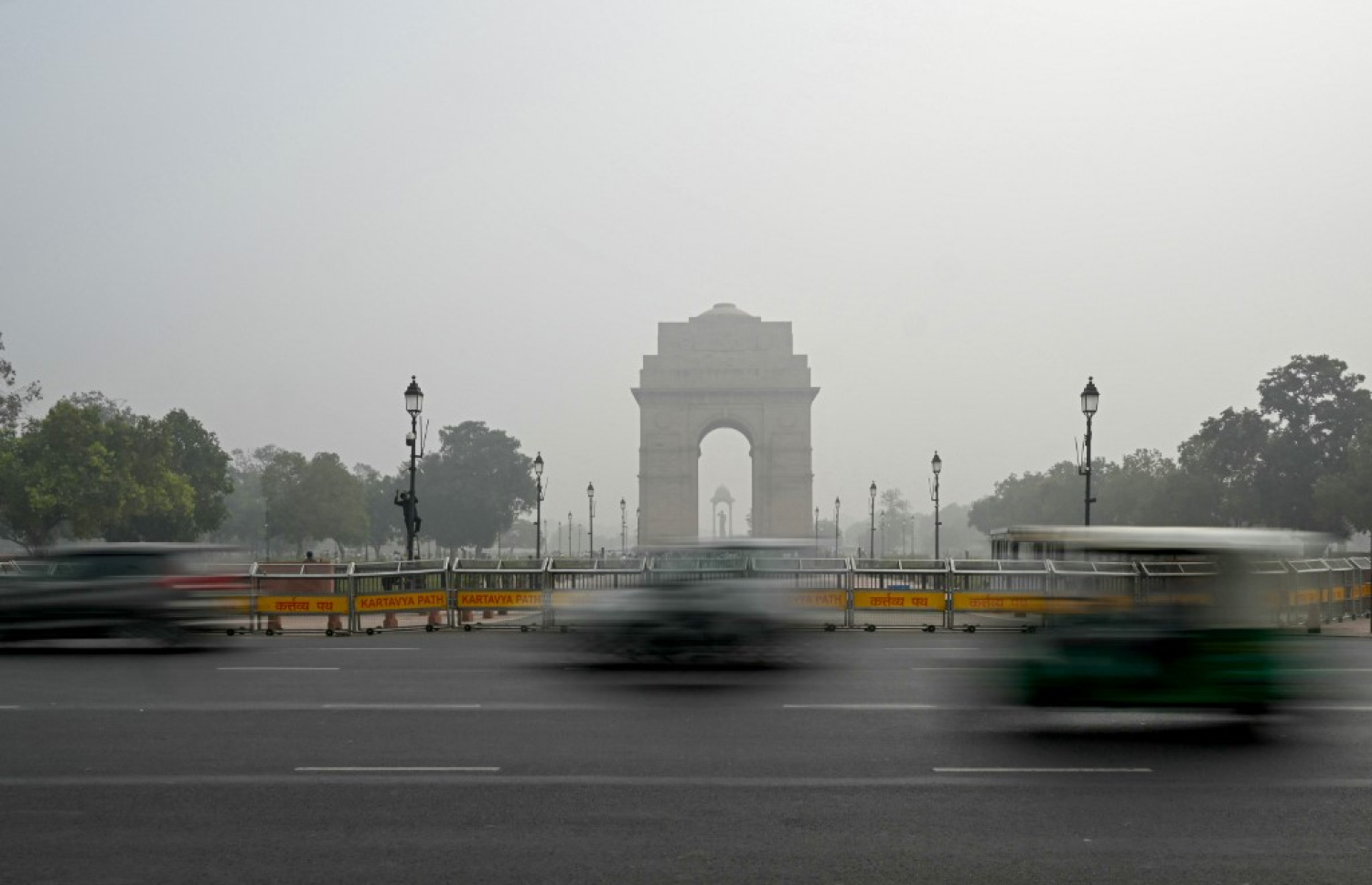 އިންޑިއާގެ ވެރިރަށް ނިއު ދިއްލީގައި މިދިޔަ މަހު ވައި ނުސާފުގެ ފުސްވެފައި. -- ފޮޓޯ: އޭއެފްޕީ