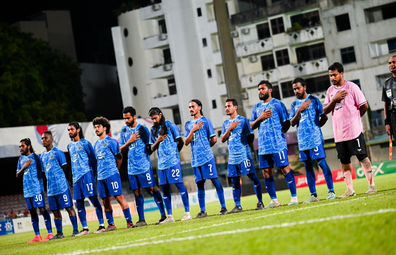 ގޯލްޑް ކަޕްގައި ކުޑަހުވަދޫ އާއި ފުވައްމުލައް ބައްދަލުކުރި މެޗު: ރޭ ކުޅުނު މެޗު މެޗު 3-1 އިން ފުވައްމުލައް ވަނީ ކާމިޔާބުކޮށްފައި.-- ފޮޓޯ: ނިޝާން އަލީ | މިހާރު