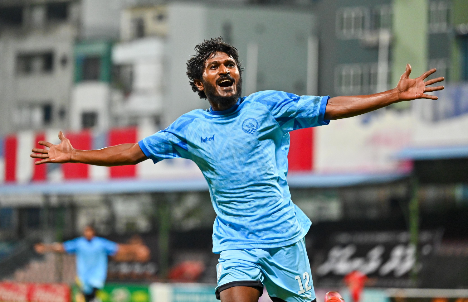 ފާއްޓޭ މިދިޔަ އަހަރު އޮތް ނައިންޓީ ޕްލަސް ގޯލްޑް ކަޕްގައި މާލެ ސިޓީ ކޮޅަށް ގޯލެއް ޖެހުމަށް ފަހު.-- ފޮޓޯ: ފަޔާޒް މޫސާ/ މިހާރު