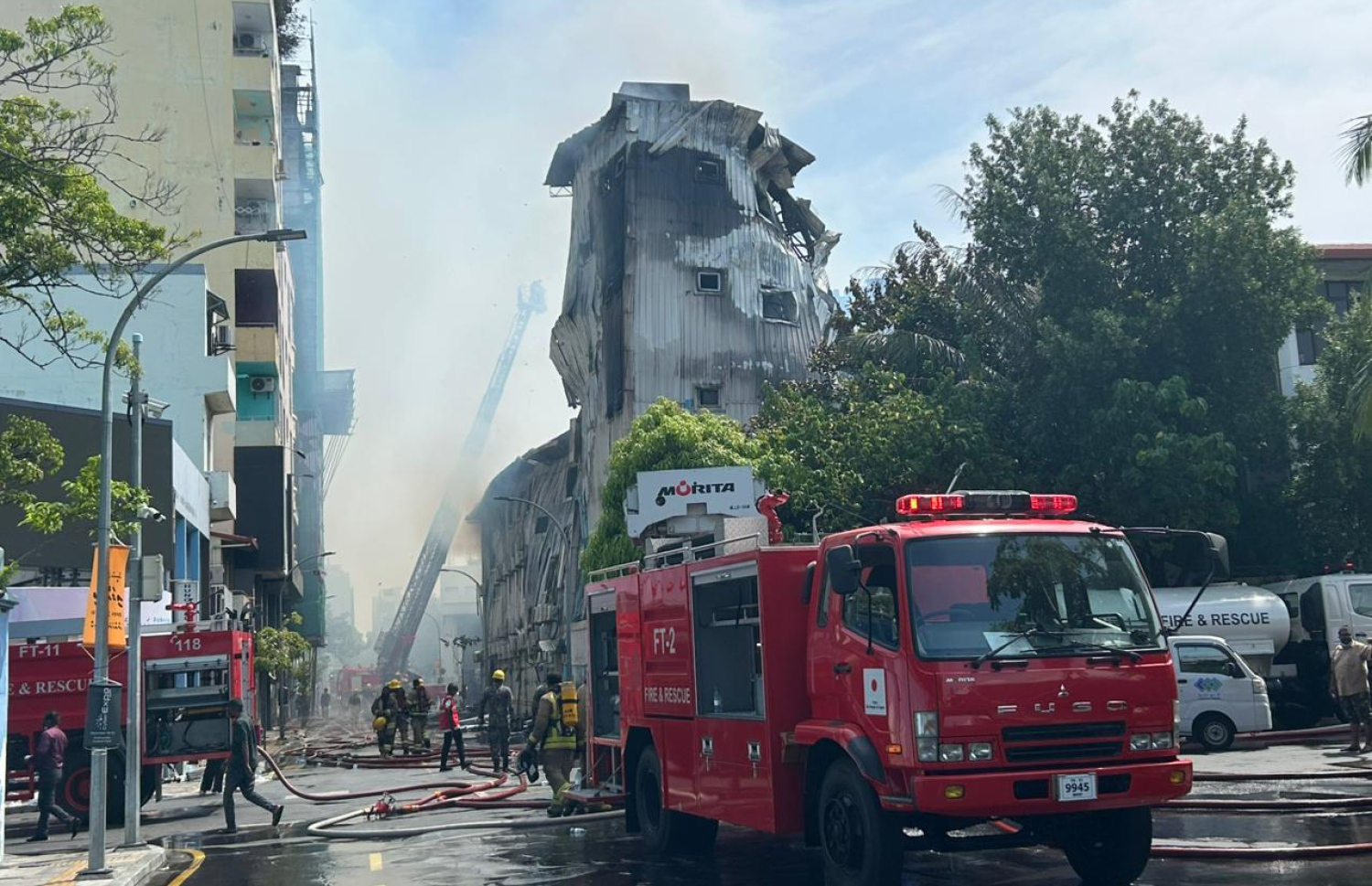 ހައުސިން މިނިސްޓްރީ ހިންގާ އިމާރާތުގައި ރޯވެ އަނދައި ހުލިވެފައި