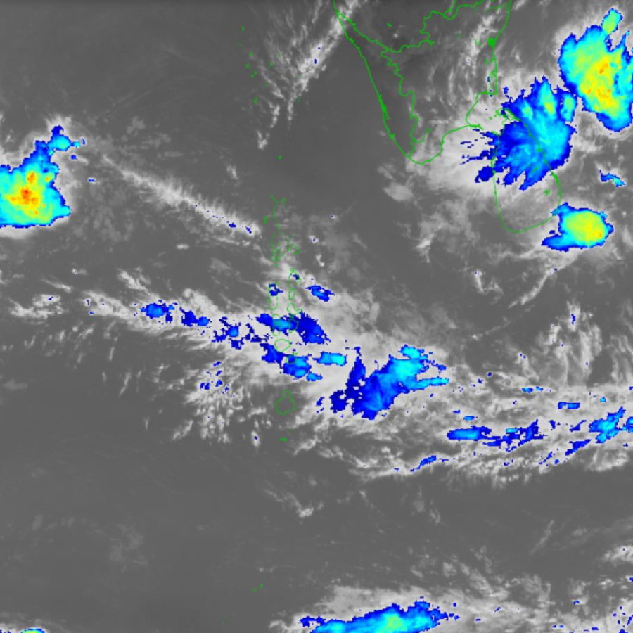މިއަދު ހެނދުނު ނަގާފައިވާ، މޫސުން ލަފާކުރާ ގޮތް ދައްކައިދޭ ސެޓްލައިޓް ފޮޓޯއެއް.