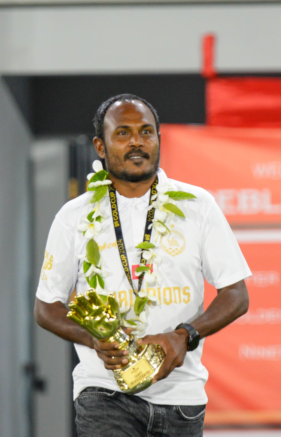 ނައިންޓީ ޕްލަސް ގޯލްޑް ކަޕް ކާމިޔާބުކުރި ބ. އޭދަފުށި ފުޓްބޯޅަ ޓީމުގެ ގޯލްކީޕަރު ޒިޔަޒަން.--- ފޮޓޯ: އަހުމަދު ޔާނިއު