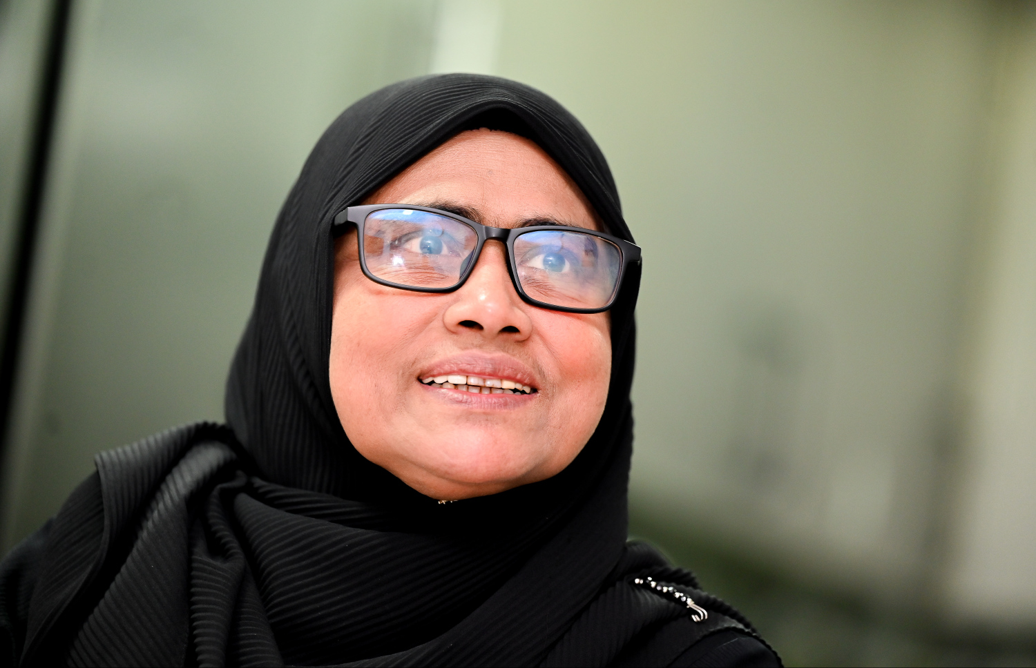 ނަސީމާ "މިހާރު" އަށް އިންޓަވިއުދެނީ. --ފޮޓޯ: ނިޝާން އަލީ/ މިހާރު