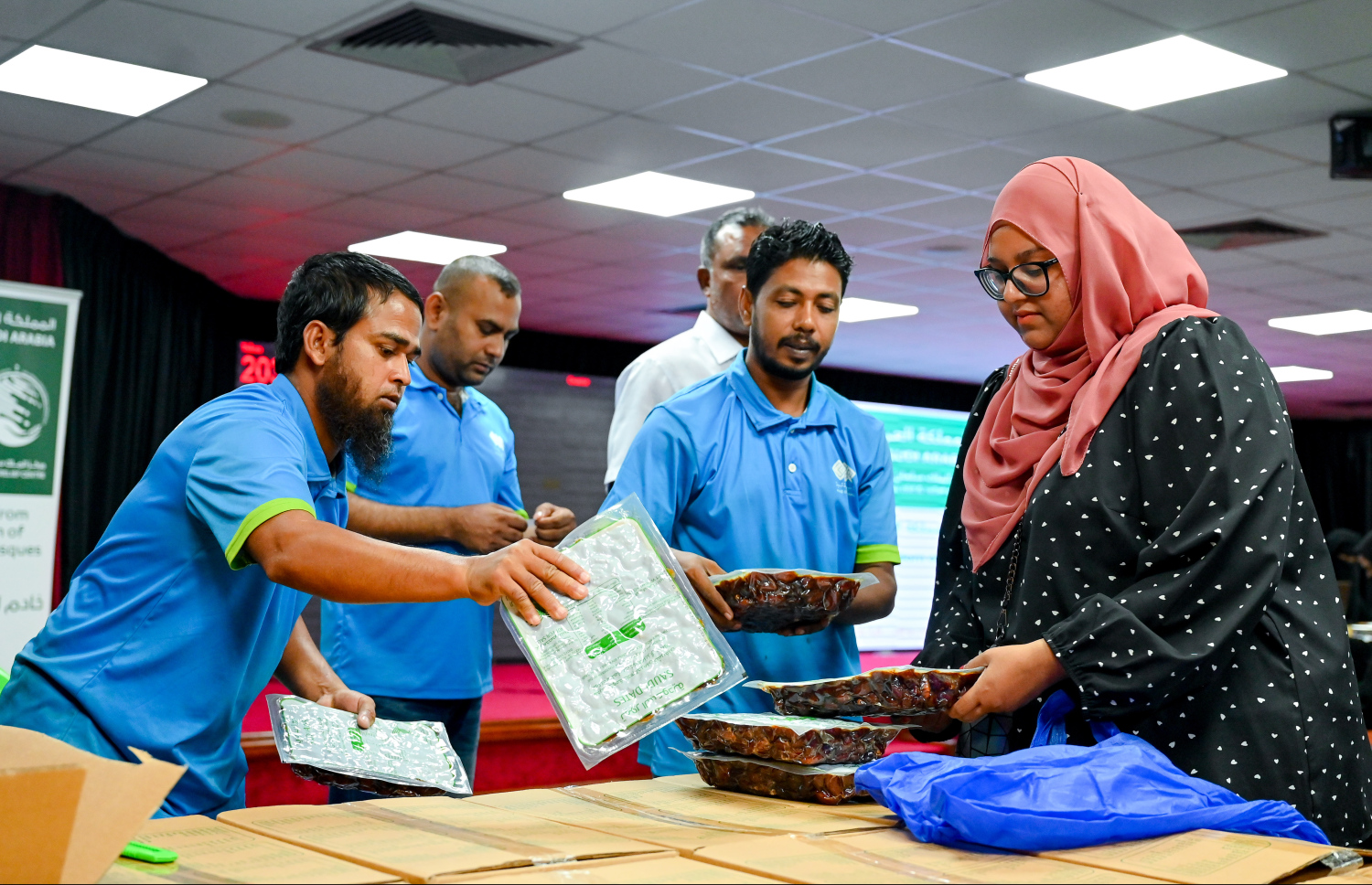 ރޯދައަށް ކަދުރު ބަހަން ފެށުން