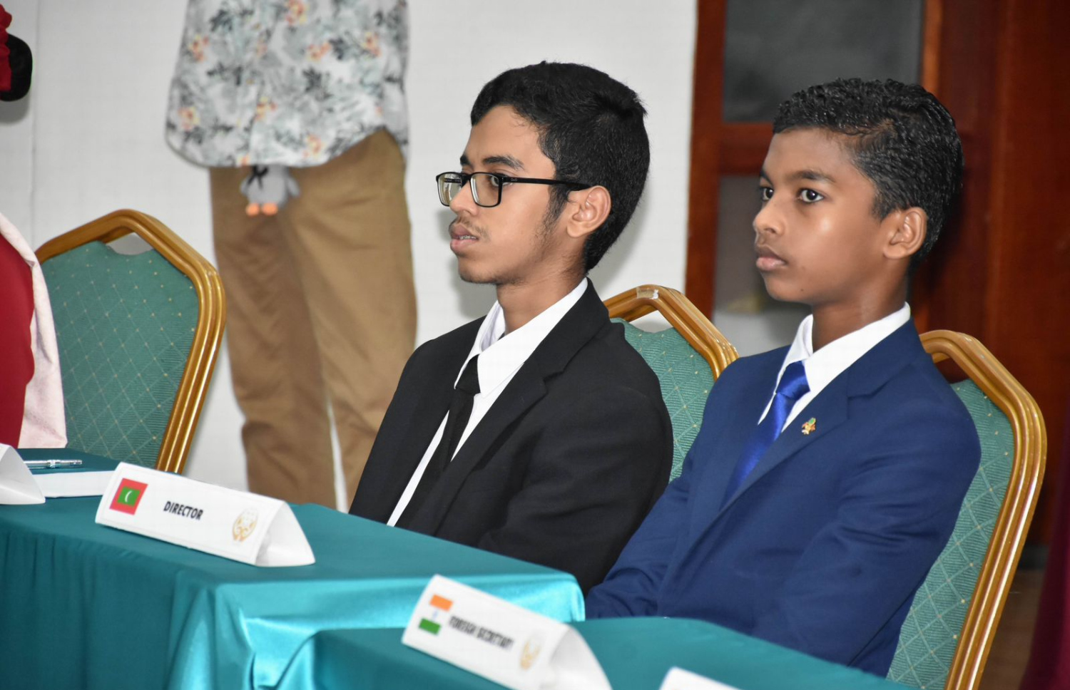 އަހުމަދިއްޔާ ދަރިވަރުން ބޭއްވި މޮޑެލް ސާކްސަމިޓްގައި ދަރިވަރުން ބައިވެރިވަނީ.-- ފޮޓޯ: އަހުމަދިއްޔާ ސްކޫލު