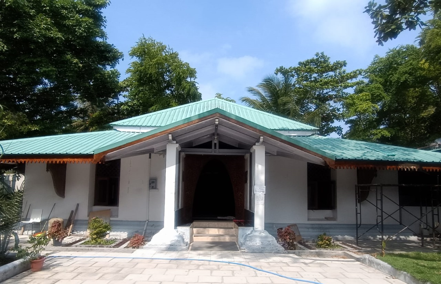 މާލެ ސިޓީ ކައުންސިލުން މާރާމާތު ކުރަމުން އަންނަ މިސްކިތެއް.-- ފޮޓޯ: ކައުންސިލް