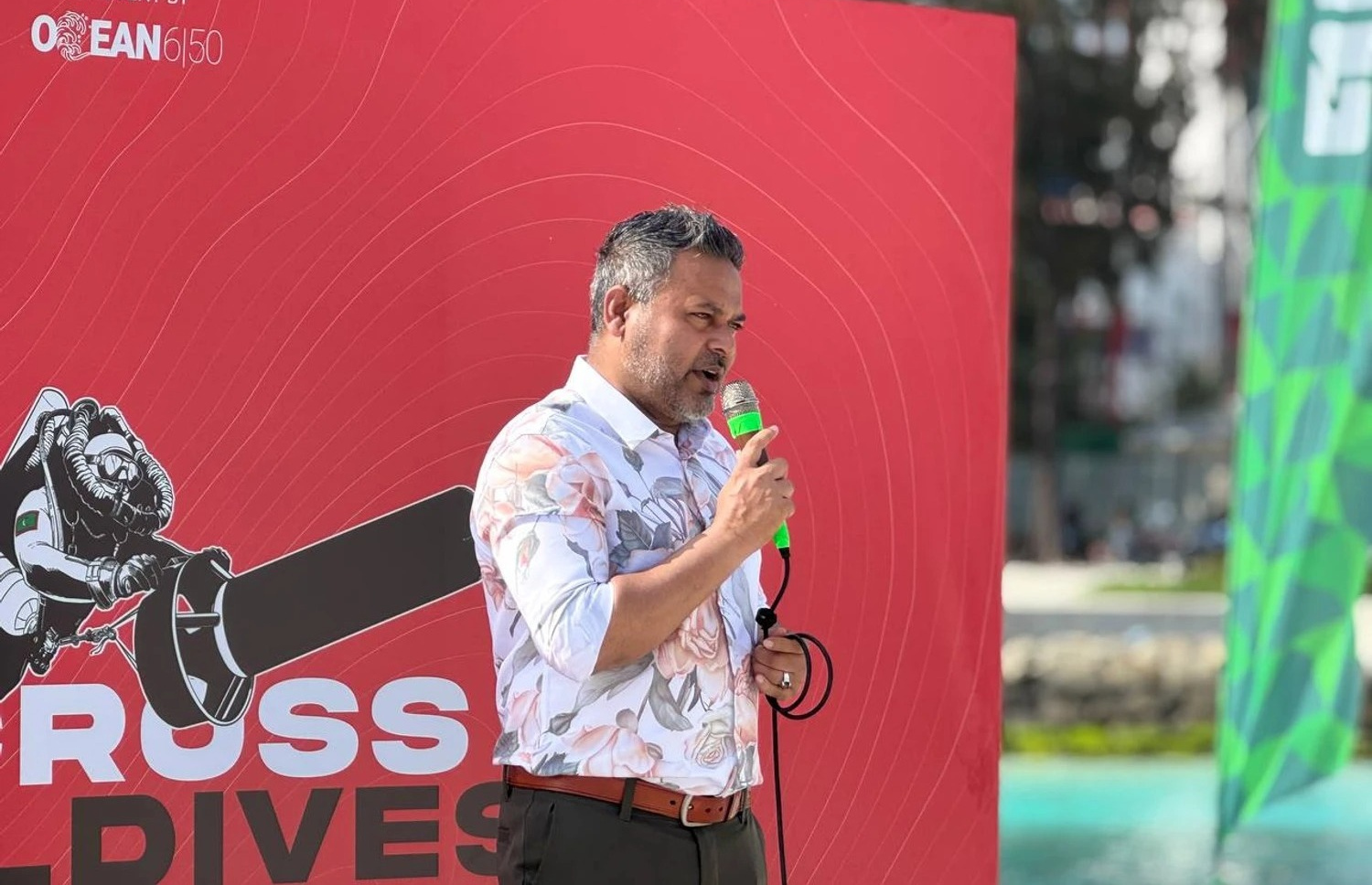 އެކްރޮސް މޯލްޑިވްސް ހަރަކާތް އިފްތިތާހު ކުރުމަށް މިއަދު ބޭއްވި ރަސްމިއްޔާތުގައި ފިޝަރީޒް މިނިސްޓަރު ޝިޔާމް ވާހަކަ ދައްކަވަނީ.-- ފޮޓޯ: މިނިސްޓްރީ