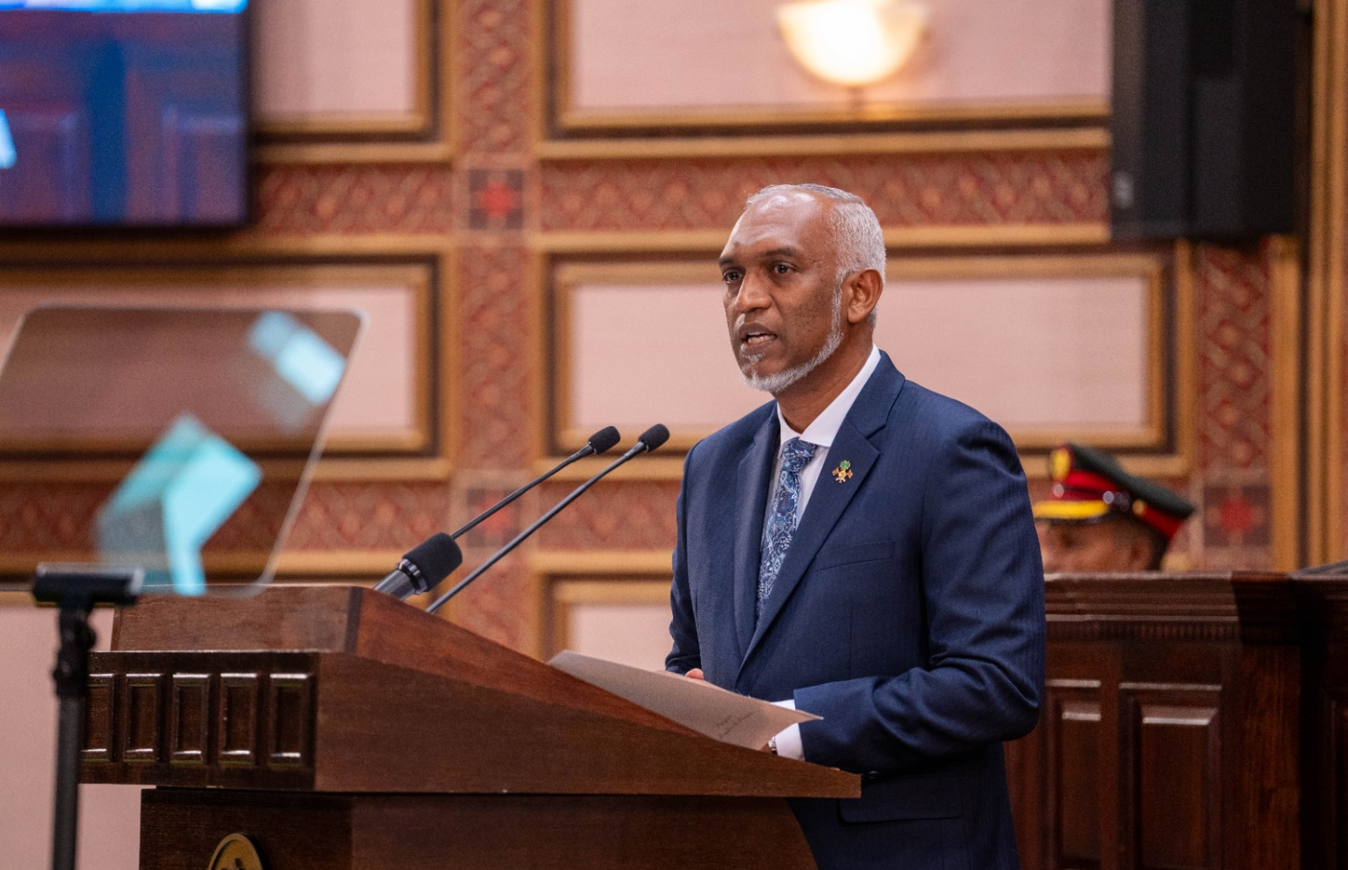 ރައީސް ޑރ. މުހައްމަދު މުއިއްޒު ރިޔާސީ ބަޔާން އިއްވަވަނީ.-- ފޮޓޯ: މަޖިލިސް